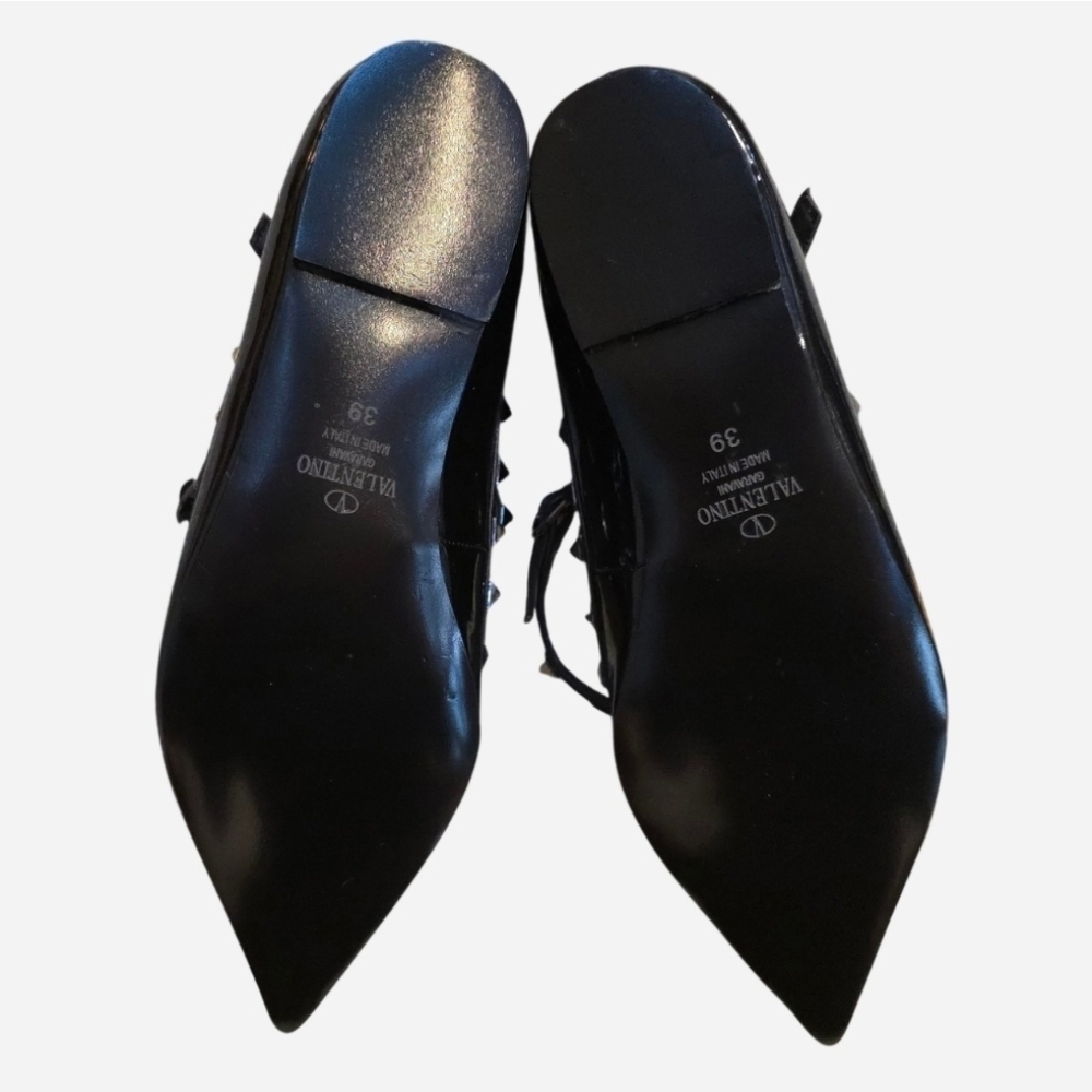 🖤 Nearly New Valentino Garavani Rockstud Black Patent Flats Ankle Strap, Sz8/39 - Picture 6 of 16
